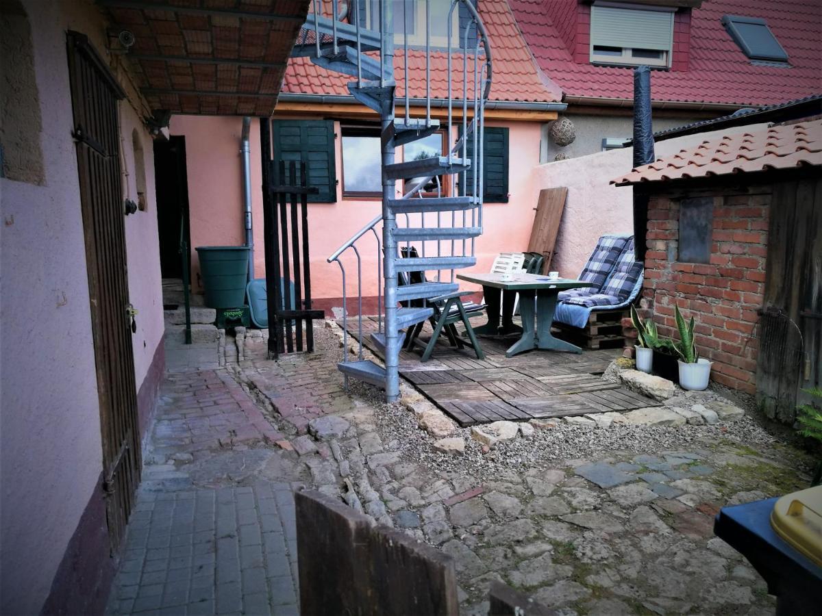 Familienfreundliches Ferienhaus Mit 3 Schlafzimmern Oldisleben المظهر الخارجي الصورة