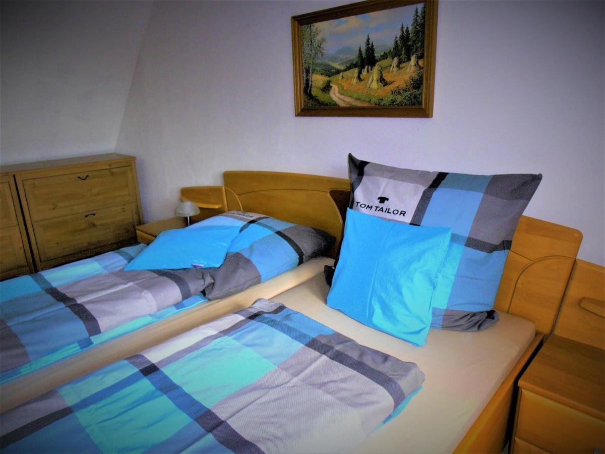 Familienfreundliches Ferienhaus Mit 3 Schlafzimmern Oldisleben المظهر الخارجي الصورة
