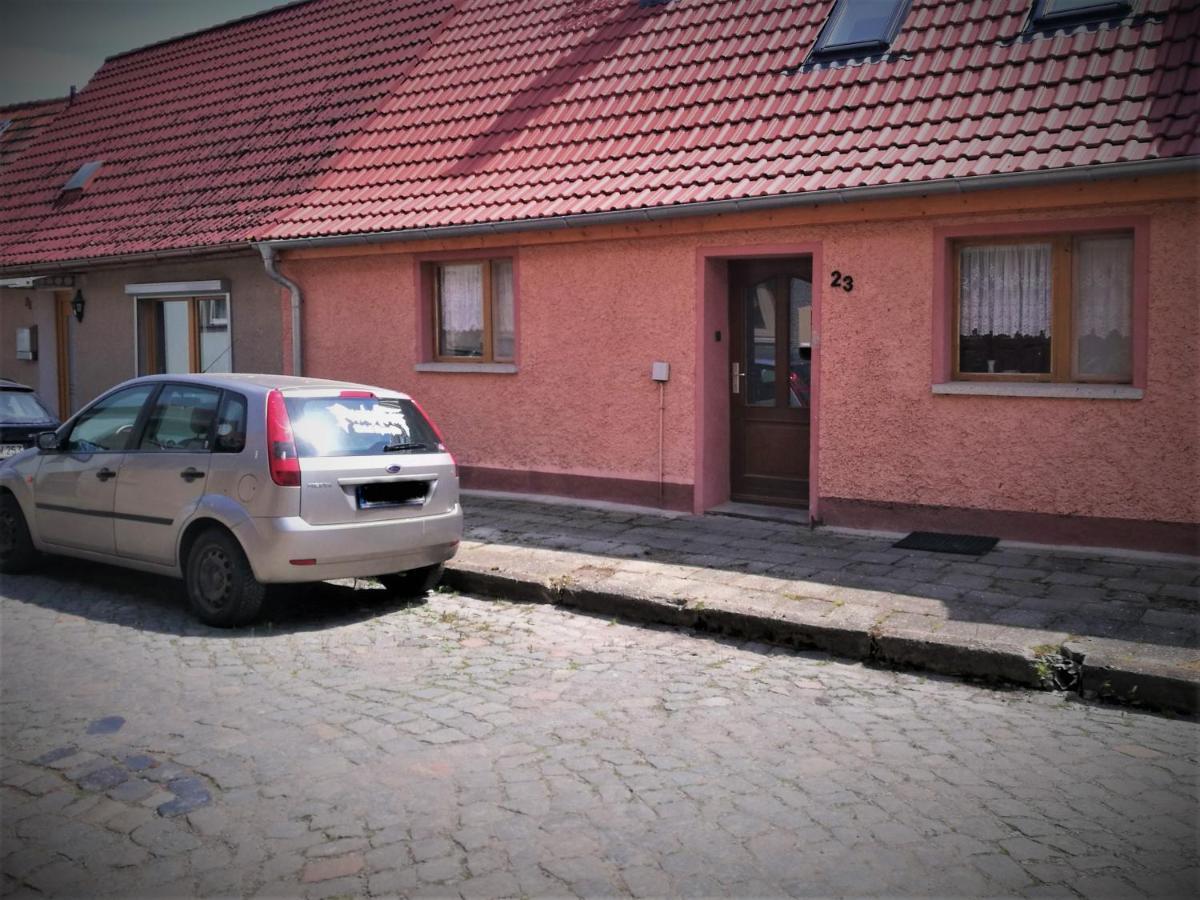 Familienfreundliches Ferienhaus Mit 3 Schlafzimmern Oldisleben المظهر الخارجي الصورة