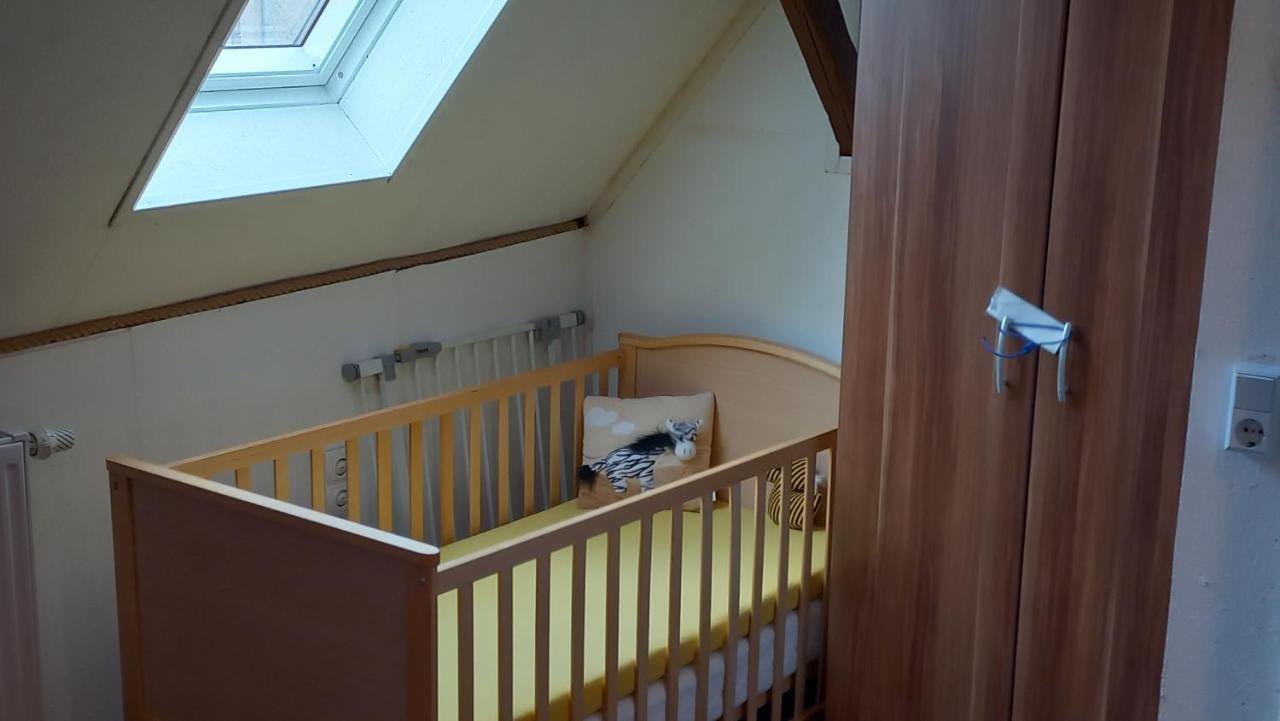Familienfreundliches Ferienhaus Mit 3 Schlafzimmern Oldisleben المظهر الخارجي الصورة